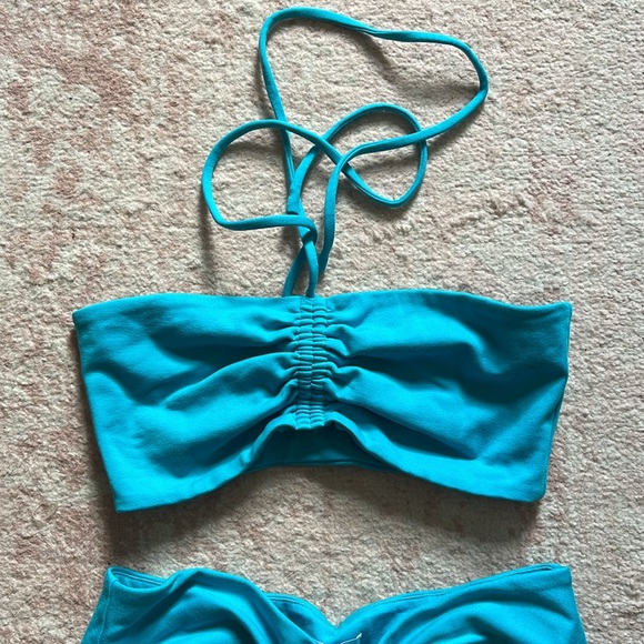 Lovers and Friends Lavinia Set - Picture 4 of 7